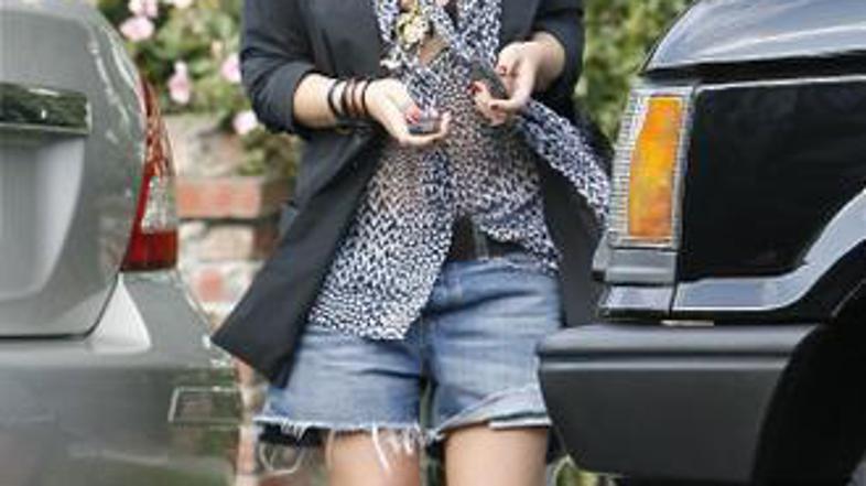 O Ledgerju ne bo govorila, dokler ji ne priskrbijo imunitete.