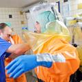 Farmacevti testirajo cepivo proti eboli.