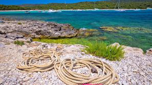 Hrvaška morje jahta obala