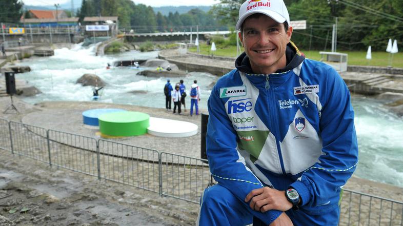 Peter je pred kvalifikacijami, ki bodo popoldne, dobro razpoložen. (Foto: Anže P