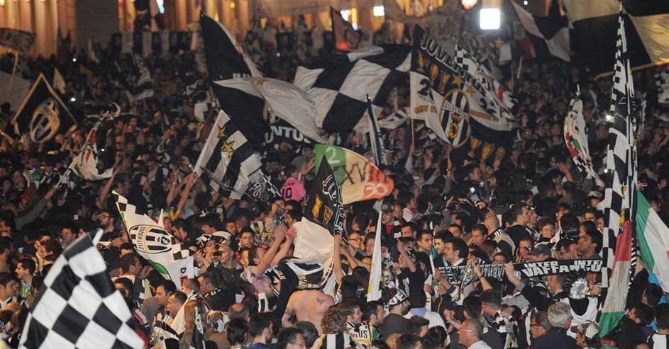 Juventus San Carlo trg slavje naslov prvaka scudetto navijači