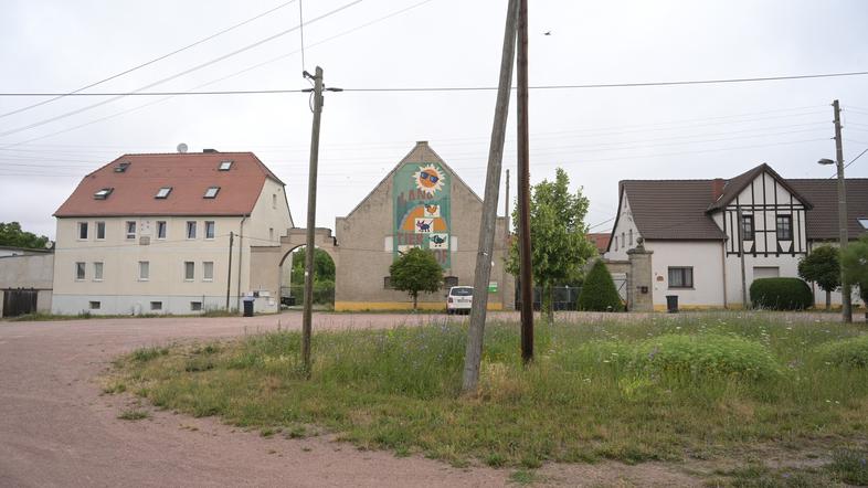 kraj Drosa, v kateri je pes napadel štiriletno deklico