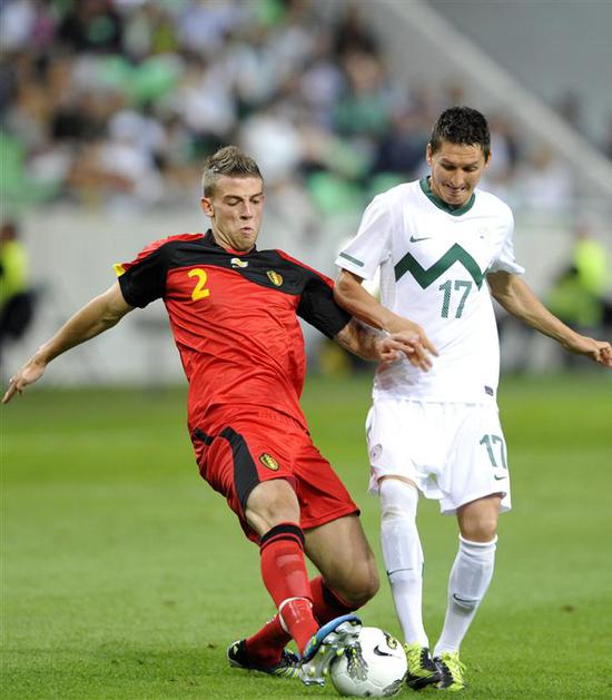 Andraž Kirm in Aldeweireld, Stožice