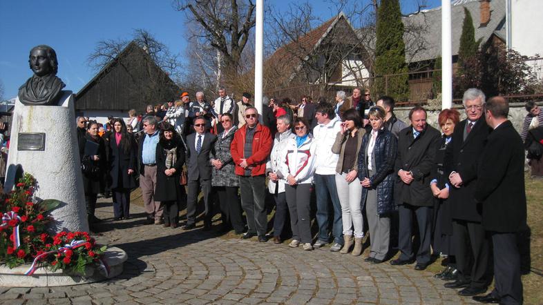 Slavnostni govornik na včerajšnji proslavi v Vrbi je bil Pavel Gantar, predsedni