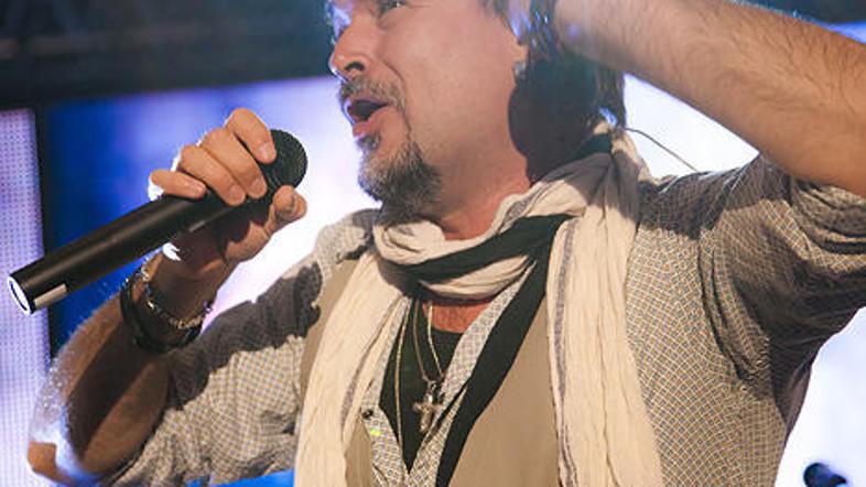 Gibonni očaral prepolne Križanke