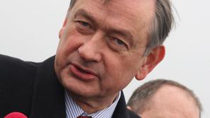 Predsednik države Danilo Türk je danes v Parizu ocenil, da je pokojninska reform