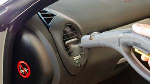 Servisiranje klimatskega sistema v avtomobilu