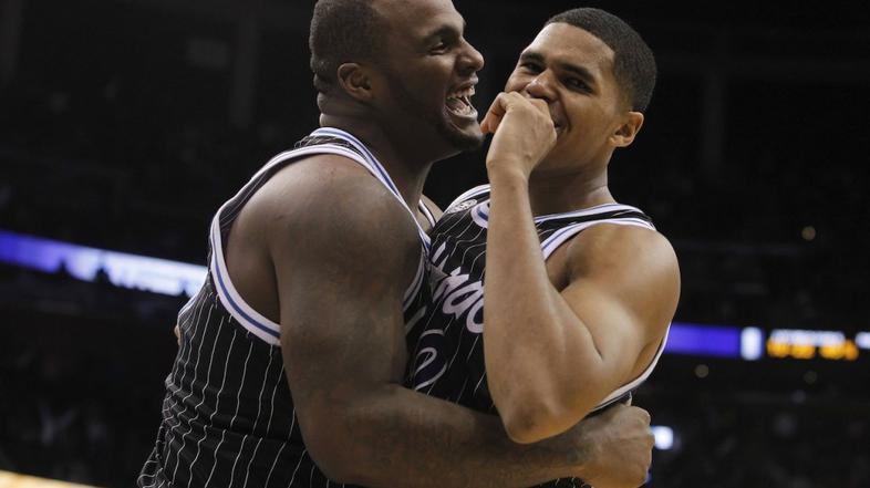 Glen Davis in Tobias Harris