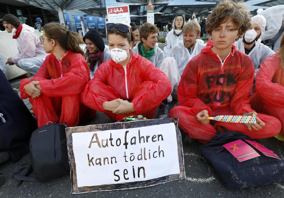Avtosalon Frankfurt protest | Avtor: Epa