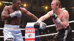 Robert Helenius, boks, Finska