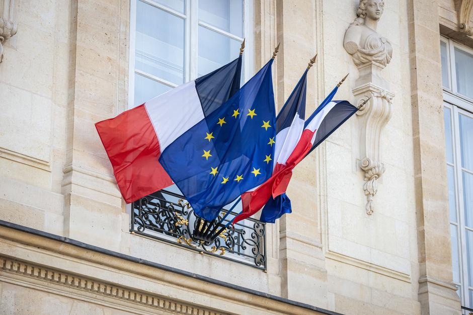 palače Elysée zastava | Avtor: Profimedia