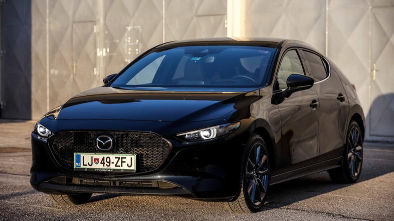 Mazda 3 e-Skyactiv G