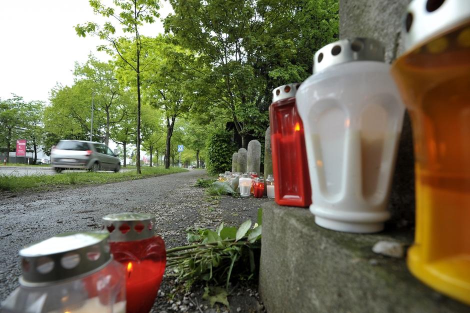 slovenija 07.05.13, Slovenceva cesta, prometna nesreca, nesreca, smrt dveh dekle | Avtor: Anže Petkovšek