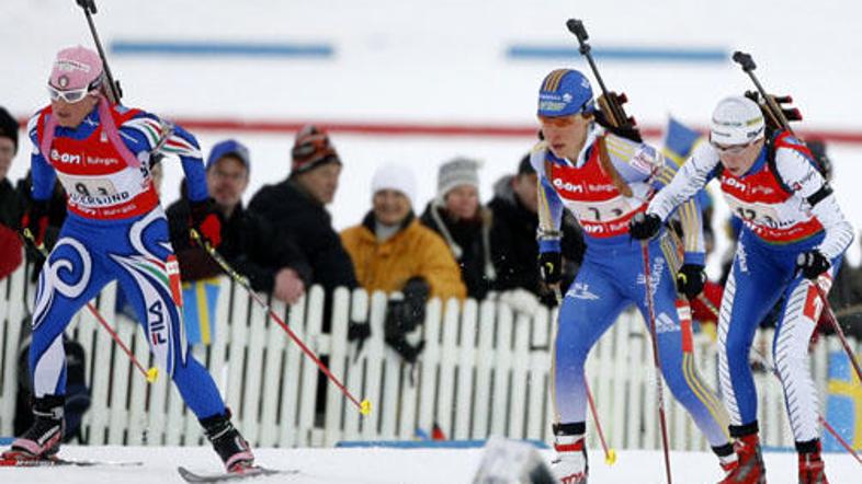 Dijana Ravnikar (skrajno desno) je s štafetnim nastopom pokazala, da se lahko ko