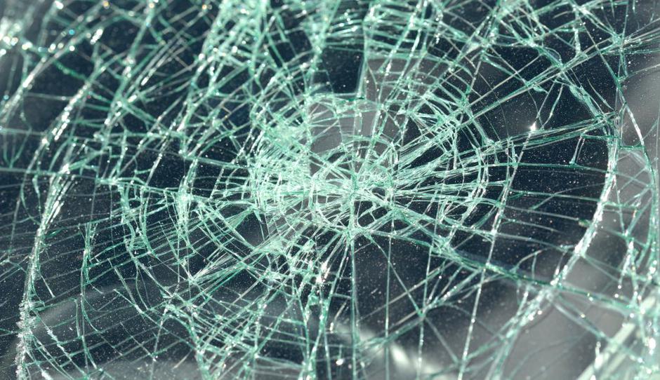 Vetrobransko steklo  | Avtor: Profimedias