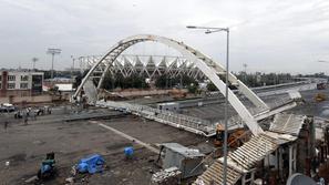 most, igre, porušitev, New Delhi