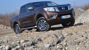 Nissan navara NP300