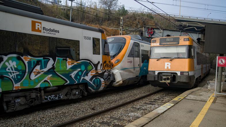 Trčenje vlakov, 150 lažje poškodovanih