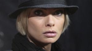 Jaime je pregloboko pogledala v kozarec. (Foto: Reuters)