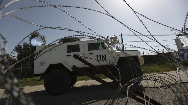 Undof, modre čelade