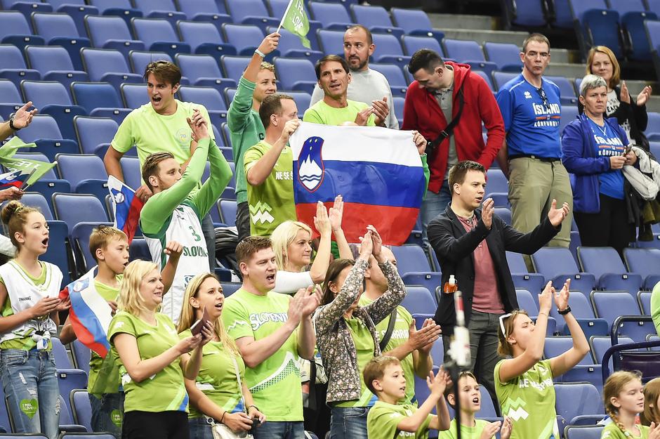 Slovenija Poljska EuroBasket 2017 navijači | Avtor: EPA