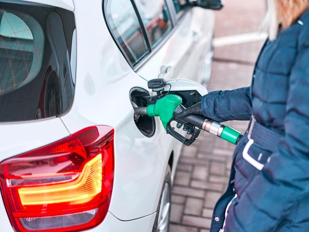 Bencinska črpalka, tankanje, gorivo, bencin