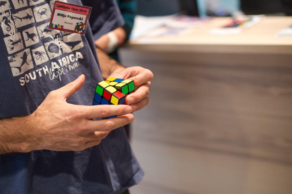 hitrostno tekmovanje Rubikove kocke