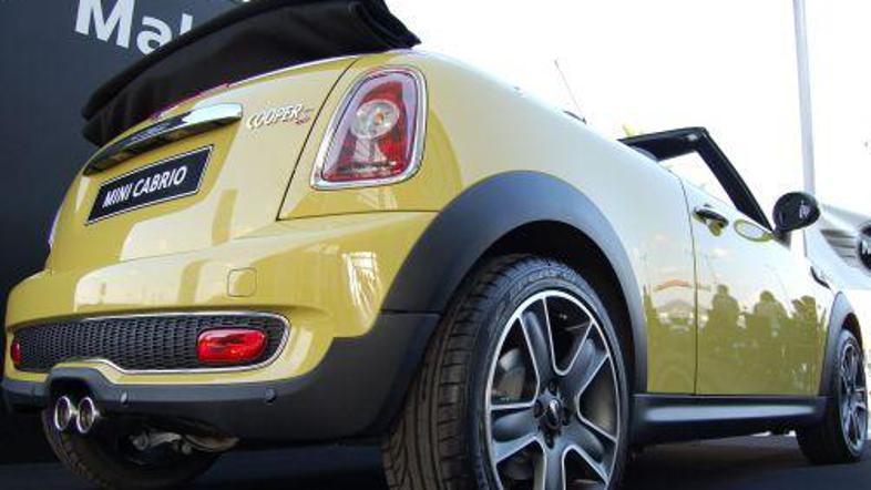 Mini cabrio je že mogoče kupiti.