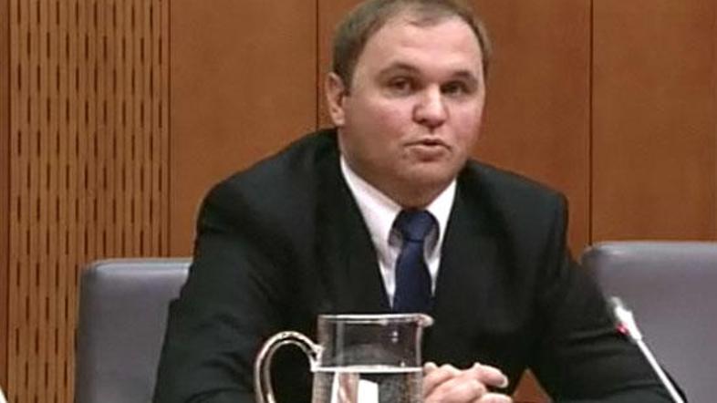 Raščan je pred komisijo dejal, da ni dobrotnik. (Foto: TV SLO3)