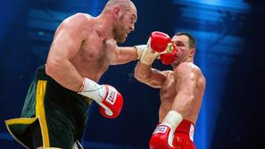 Zmaga Tysona Furyja nad Vladimirjem Kličkom