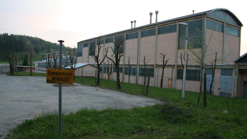 Nekdanji obrat Novolesa na Račjem selu je kupilo grosupeljsko podjetje Omaplast.