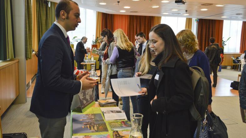 Sejem ameriških šol