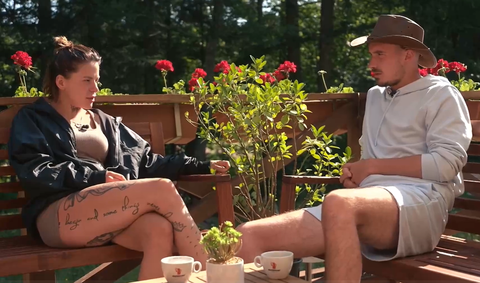 Drama po Kmetiji: Žan razkril, da morda ni oče Urškinega otroka