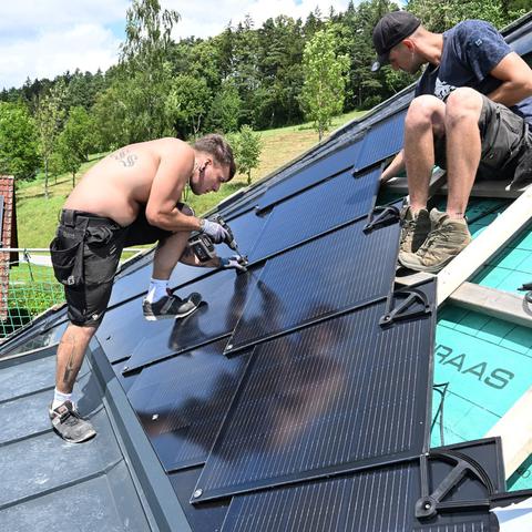 sončna elektrarna sončne celice fotovoltaika kolektorji