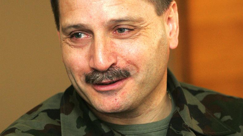 Pred nastopom položaja je zoper Šteinerja tekel postopek zaradi domnevno nezakon