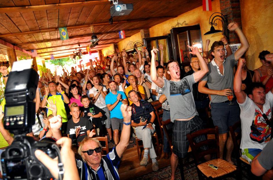 Spremljanje veslanja Iztoka Čopa in Luke Špika