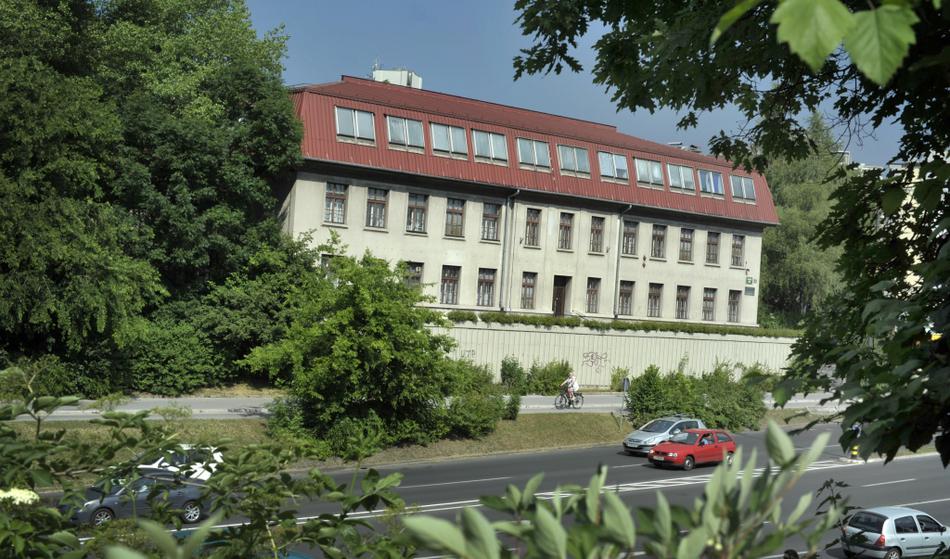 Zdravstvenemu domu v Ljubljani potekla koncesija, 