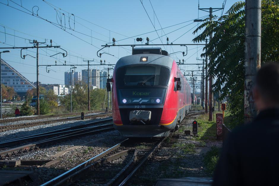Vlak | Avtor: Anže Petkovšek