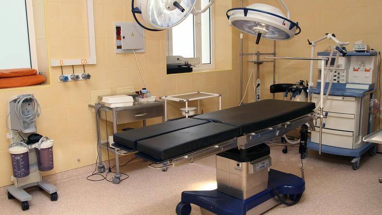 Zdravnika sta se sprla, ko je bil pacient že na operacijski mizi. (Foto: Shutter