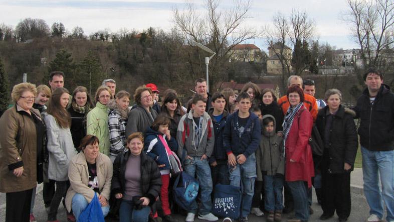 Črnogorski otroci so se v nekaj dneh močno navezali na dolenjske vrstnike in nji