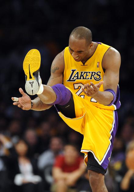Los Angeles Lakers : New Orleans Hornets