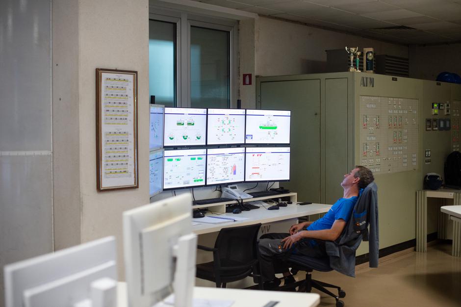 TE-TOL | Avtor: Anže Petkovšek