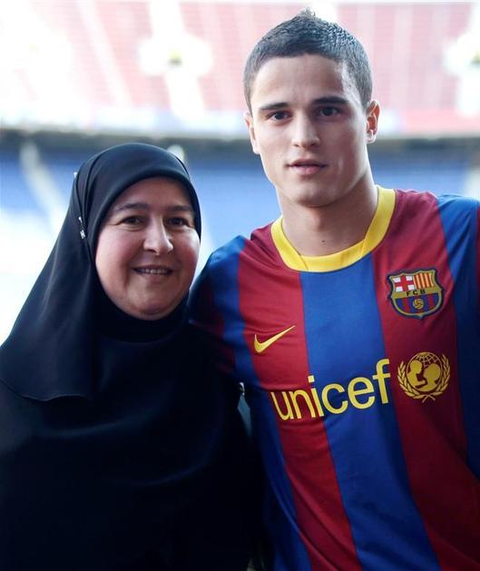 Ibrahim Afellay z mamo Habibo