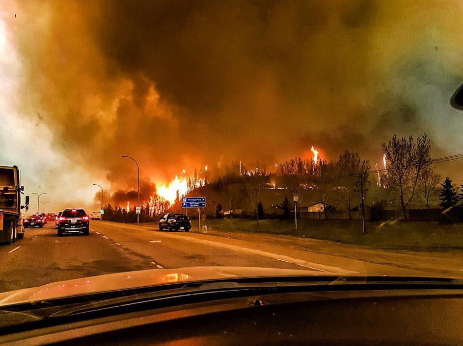 požar Fort McMurray Kanada Alberta