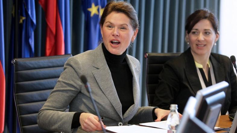 Prva seja nove vlade