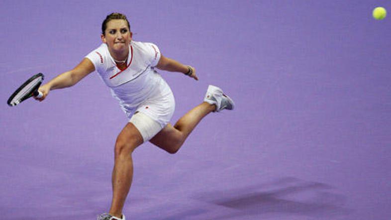 Timea Bacsinszky je v prvem nizu presenetila Justine Henin.