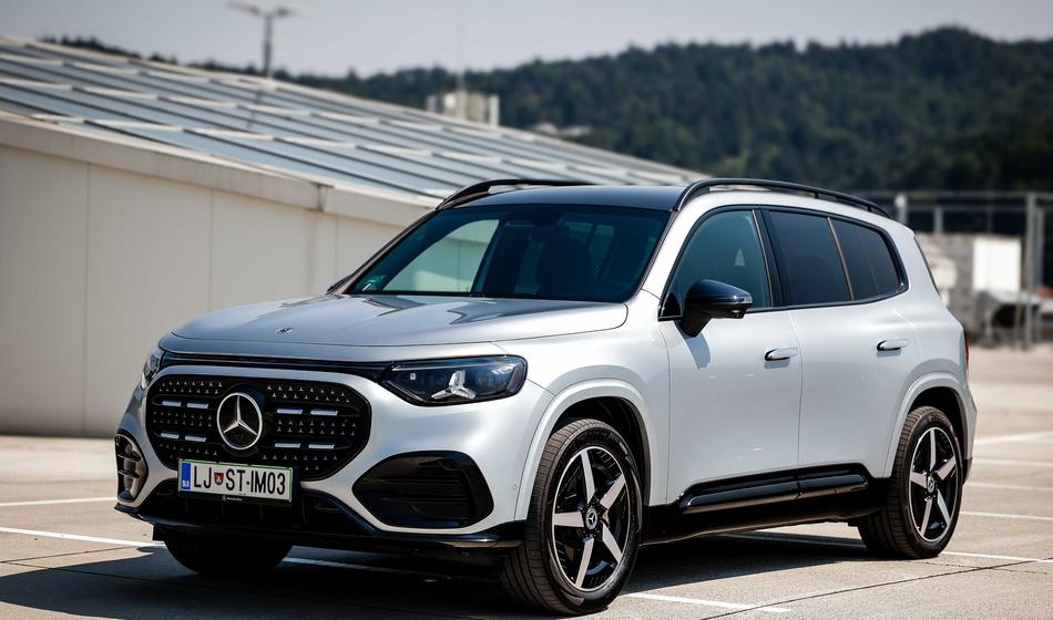 Mercedes-Benz GLB 250+ EV: električni SUV, ki prepriča
