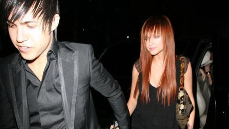 Postala sta starša.