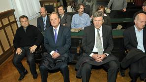 Sojenje Čista lopata