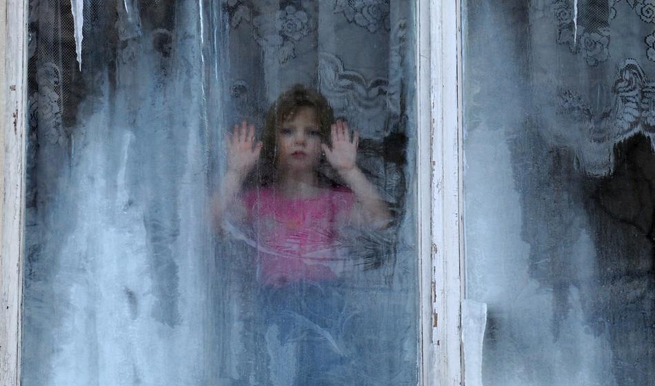 Ljudje so zaradi ledu ujeti v domovih: "Razmere so ekstremne"